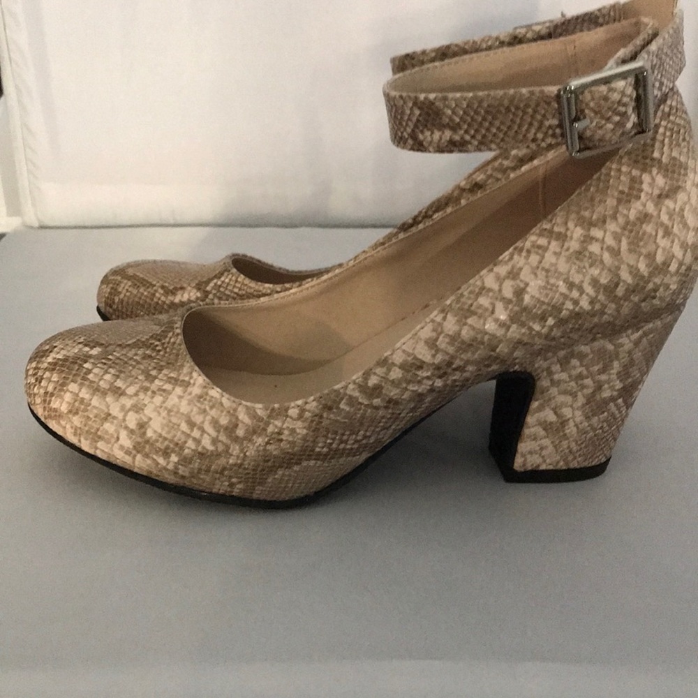 Faux Snakeskin pump with ankle straps
